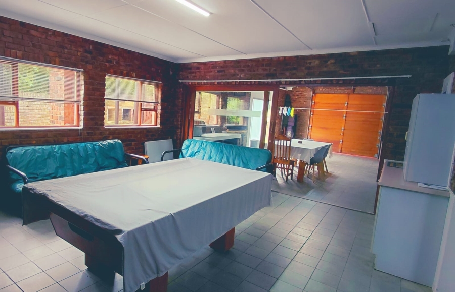 4 Bedroom Property for Sale in Oyster Bay Eastern Cape